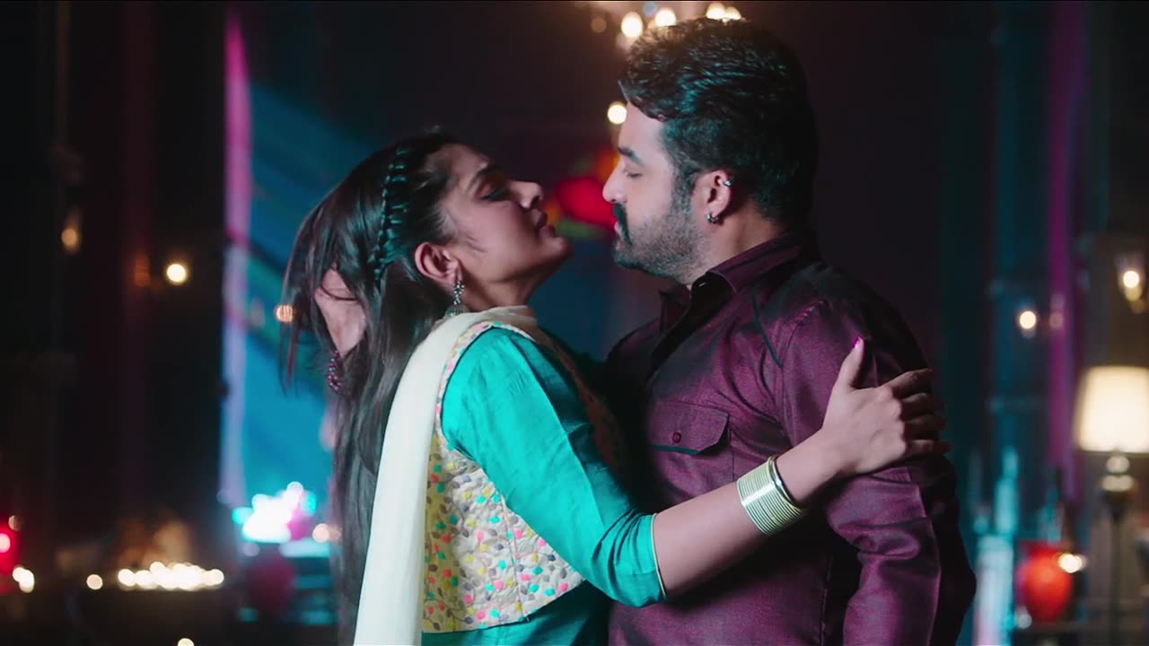 Nee_Kallalona_Jai lavakusa-TrueHD_AVC_x264_DTS_HD_5_1