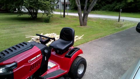 SZ:6 EP:5 Lawn Tractor Hill Climb - Wait For It!!! Does It Climb?