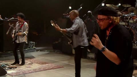 St. George and the Dragon - Toto (live)