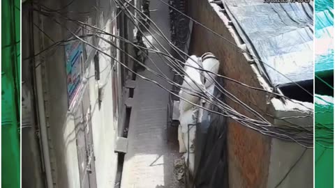 Meerut Shocker: Youth Kisses Woman Passing By, Flees the Scene