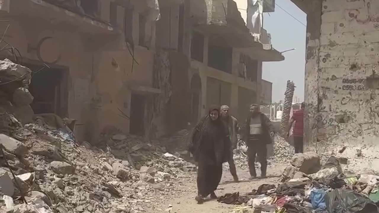 Israel attacks families