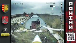 🔥💥 Destruction of Russian hangar with heavy equipment in Zaporizhzhia region