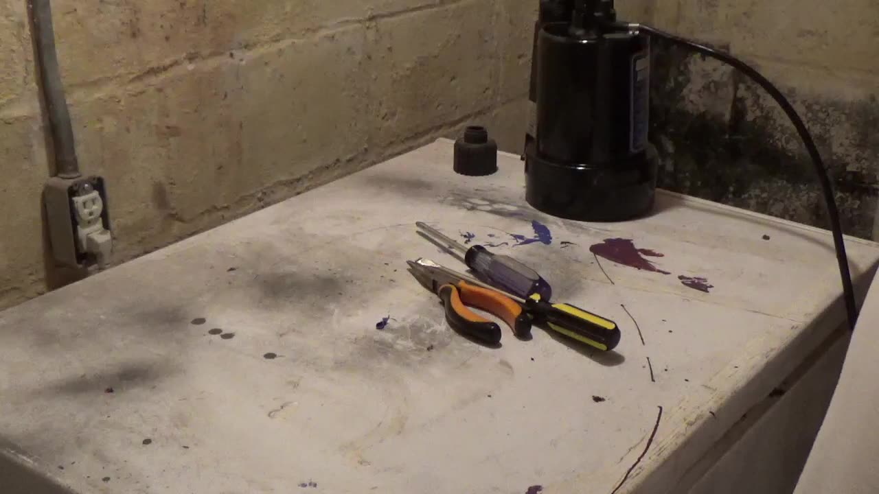 Time waster Vlog #3 Fixing utility pump Pt1