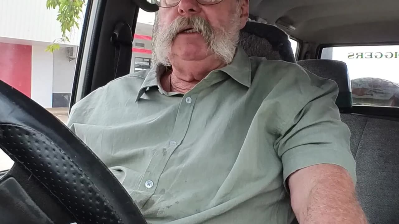 Subway Rotisserie Wrap vs McDonald's – Which is Better? 🇦🇺🥪🍔