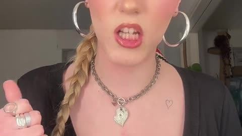 Take attention to german tgirl