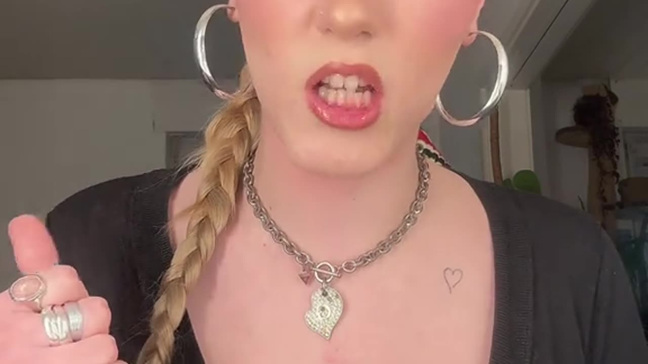 Take attention to german tgirl