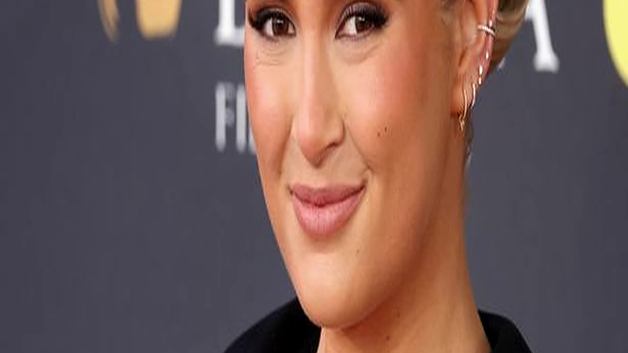 Mollymae Shares New Snaps of Tommy Fury Break Aft