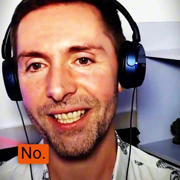 Do You Need Fancy Gym Clothes to Work Out Better? 🏋️‍♂️👕 #podcast #uk #gym #gymlife #shorts