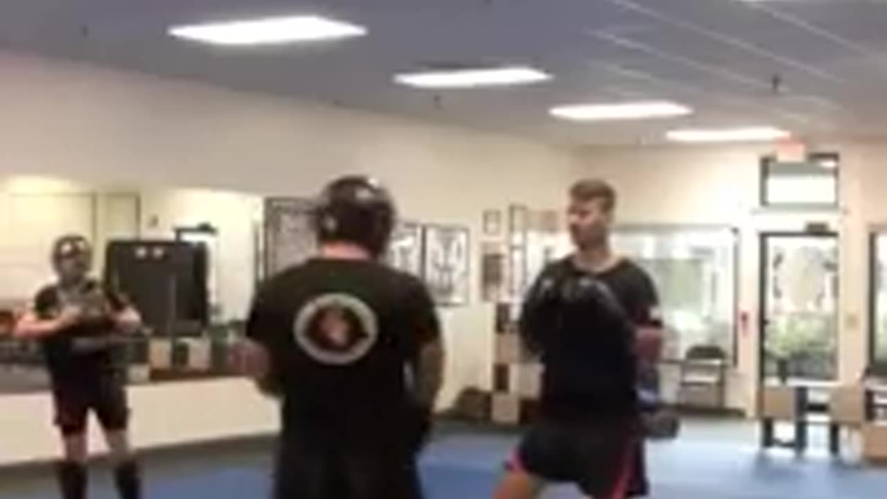 Kickboxing Sparring