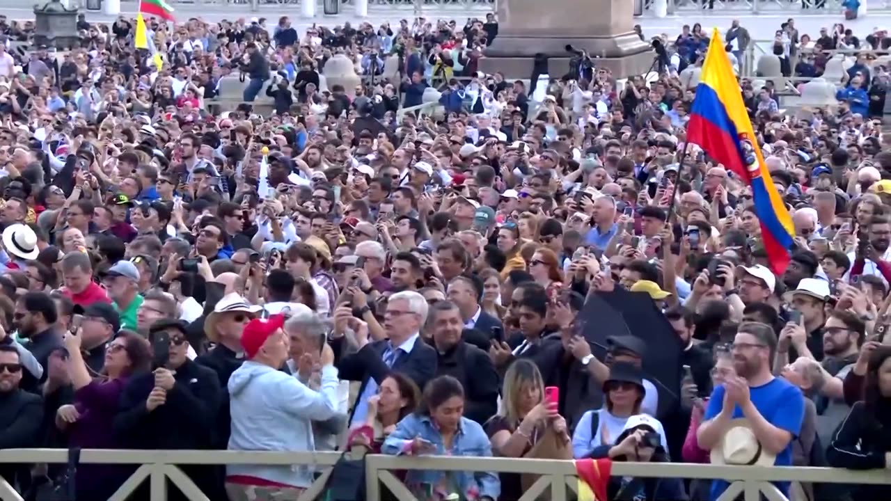 Black smoke on day two of conclave shows no new pope elected