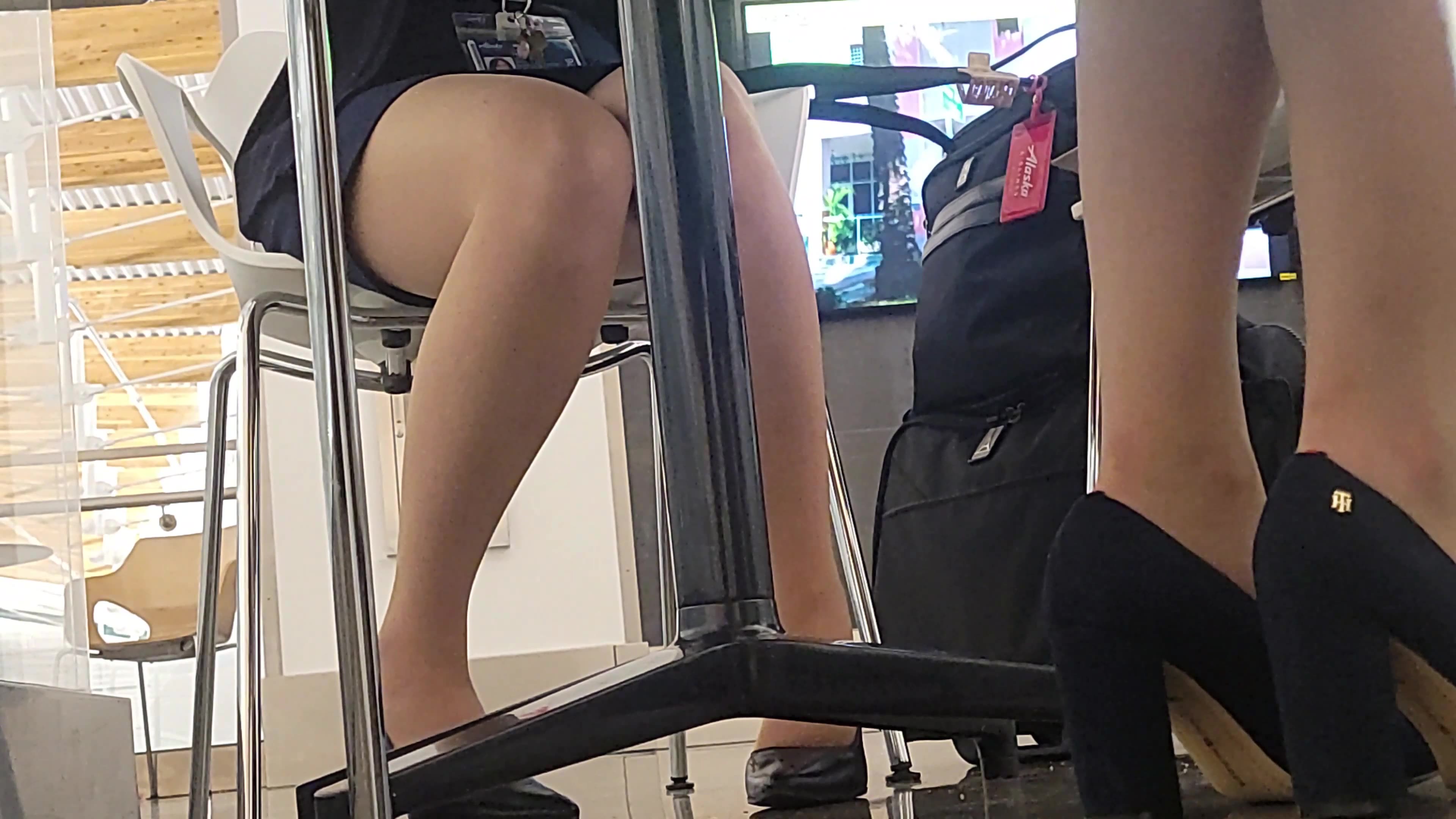 Sexy Air-hose-Tess legs and feet