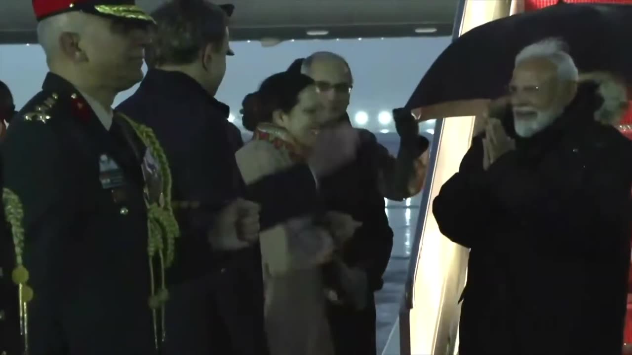 Pm modi live entry