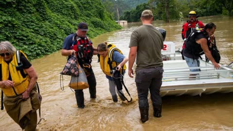 US disaster agency suspends workers who criticised Trump cuts, reports say