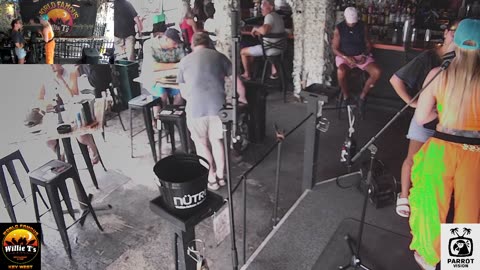 LIVE Music Everyday!