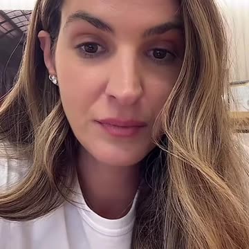 ‘Shqiptari ma ka pas thy qafën’, Modelja e njohur flet për martesën e parë