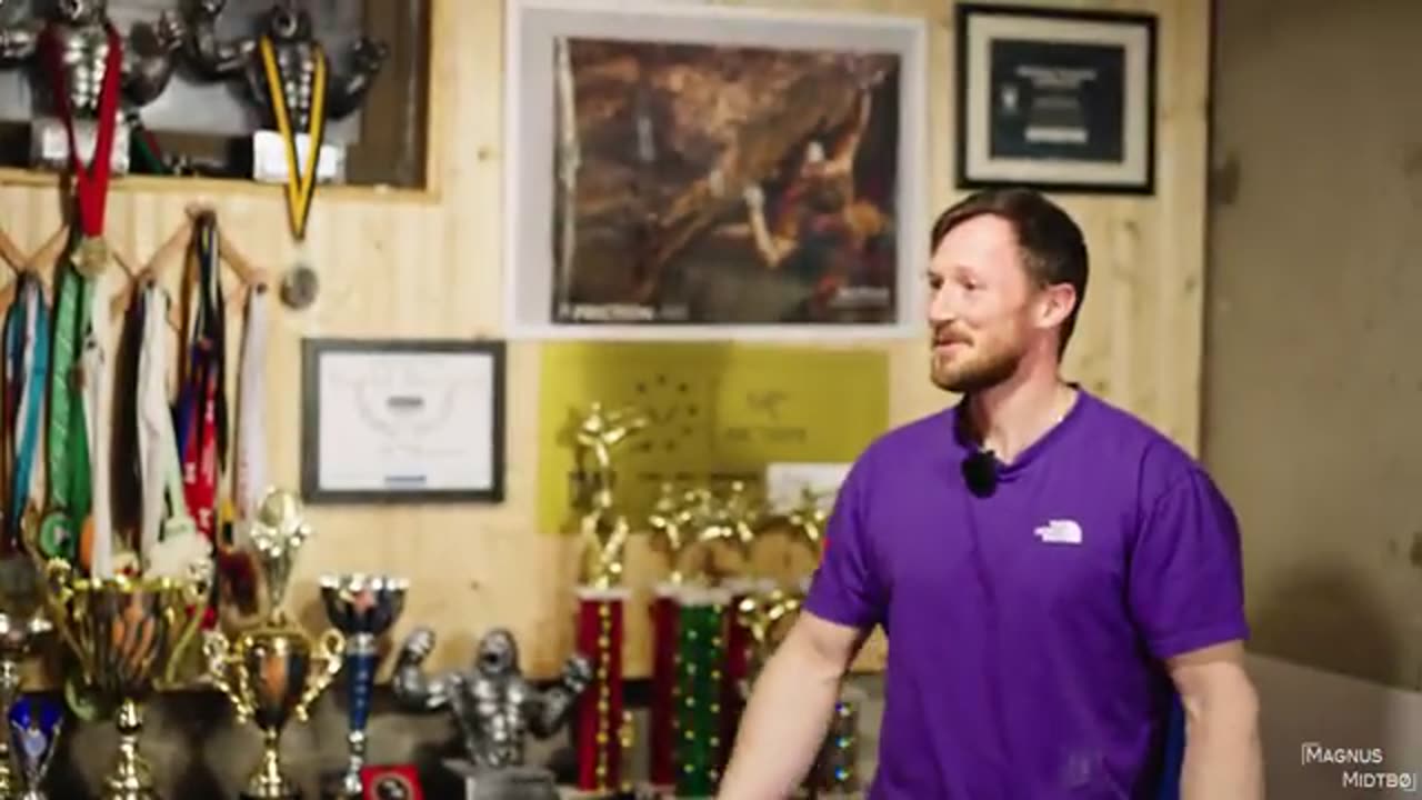 Yves Gravelle - You've NEVER seen strength like this before 🏋️‍♀️💪