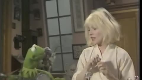 Debbie Harry & Kermit The Frog - Rainbow Connection