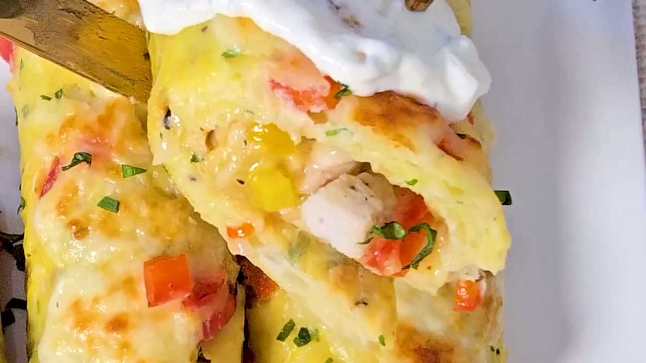 Chicken potato roll (delicious food) 🐓🥔😜