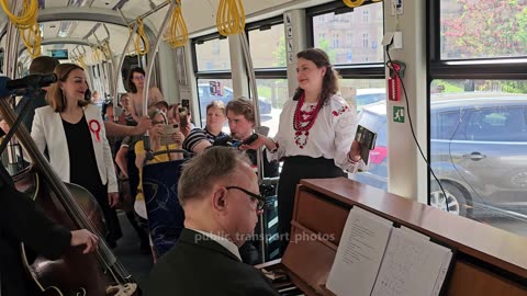 "Czerwony pas, za pasem broń" - Muzyczny Tramwaj Probaltici