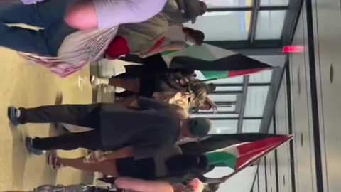 Pro-Iran Rioters Storm NYC's Penn Station, Many Wearing Face Coverings