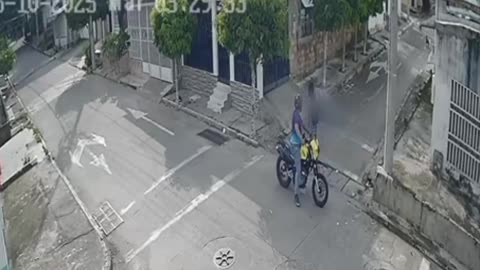 Niña fue acosada por motociclista en Santander