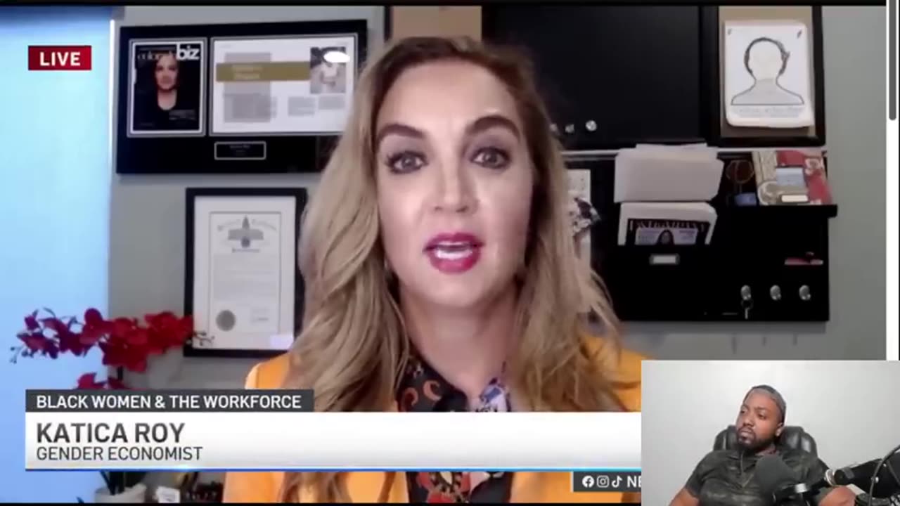 Black Women LASH OUT After 300,000 LOSE THEIR JOBS Due To Mass Federal Layoffs And DEI CRACKDOWN!