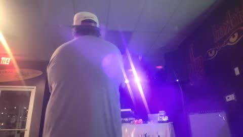 AUTISTIC MAN KILLS Zach Bryan- Heading South LIVE COVER