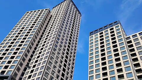 Elephant and Castle, July 25