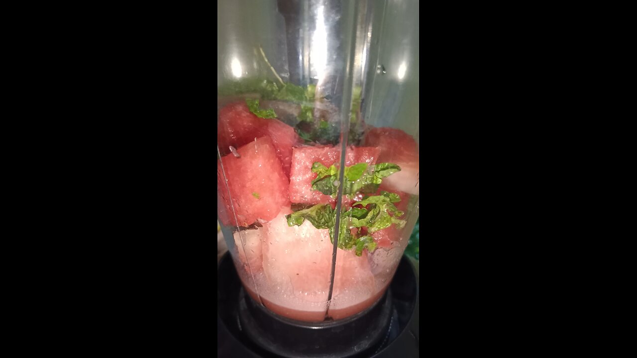 juice 🤤😁 #shorts #viral #tasty #trending #rumble #redjuice #watermelon
