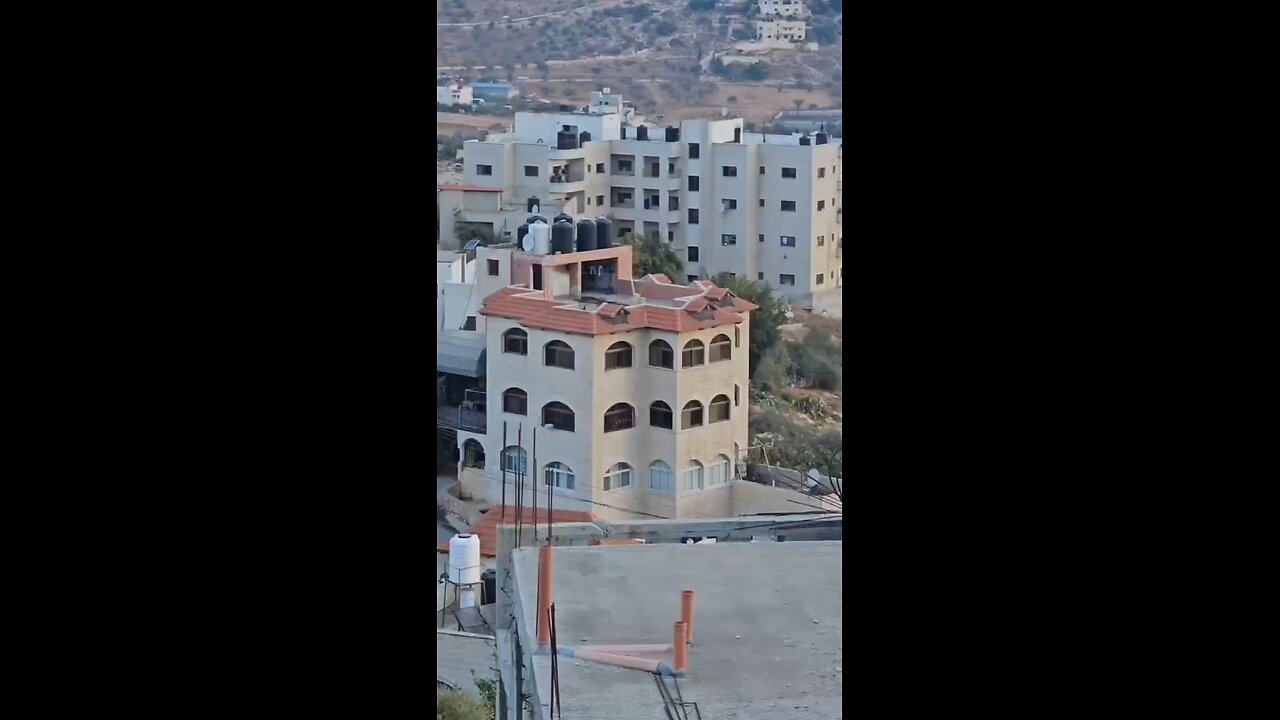 🚨 Israel blows up building in West Bank