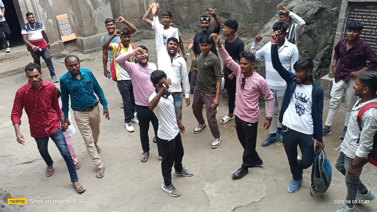 छत्रपती शिवाजी महाराज घोषणा