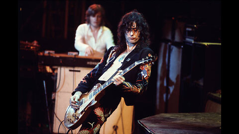 Led Zeppelin - Trampled Under Foot (Earls Court 1975)