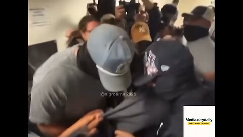 🚨MAJOR BREAKING: An ICE agent was caught on tape violently ripping a child from her migrant father