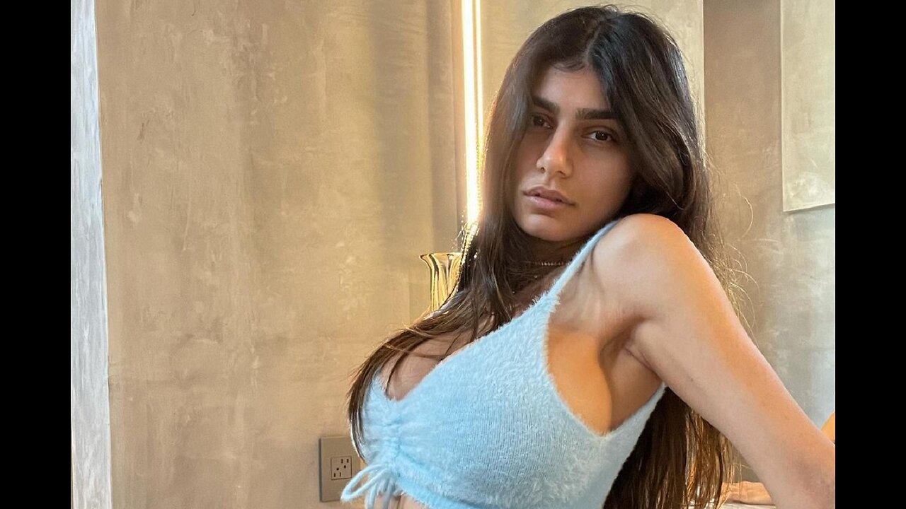 Mia khalifa photo shoot video in porn industry ||TikTok Hub ||Hotest photos