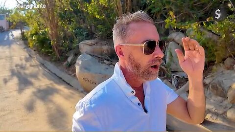 "Unveiling Jeff Berwick's Perspective on Elon Musk: Who is This Pioneering Visionary?"
