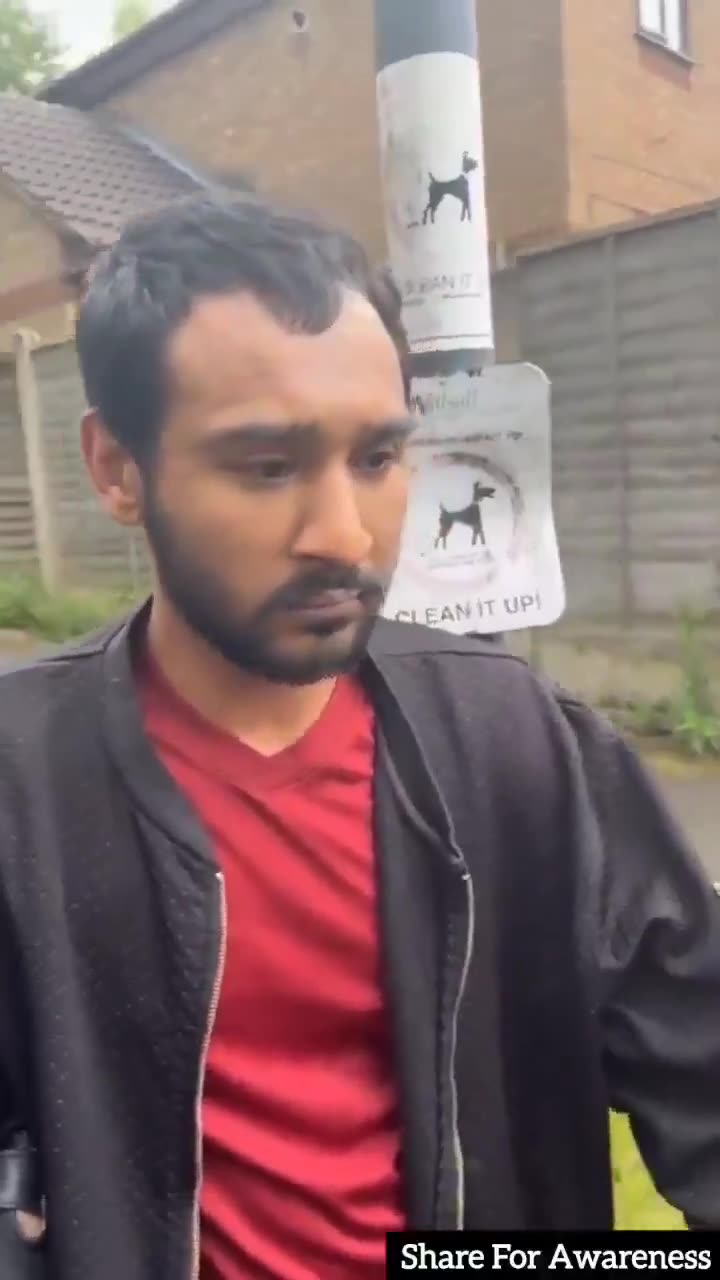 Pakistani r a p e s White girl