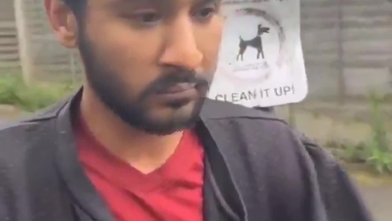 Pakistani r a p e s White girl