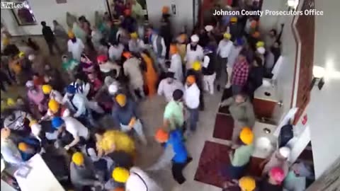 Mirrored: USA Large fight at Sikh temple in Greenwood leaves multiple people injured 2017