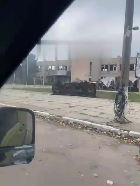 Huliaipole, Zaporizhzhia Oblast — Destroyed Buildings, Burnt Cars, Empty Streets