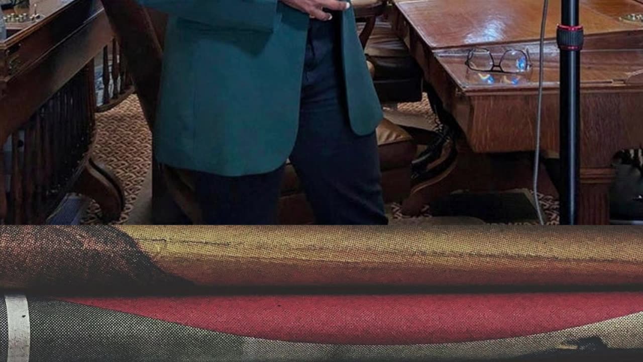 Texas Dem Abruptly Leaves Call After "Felony" Warning 🤯🗳️🤠