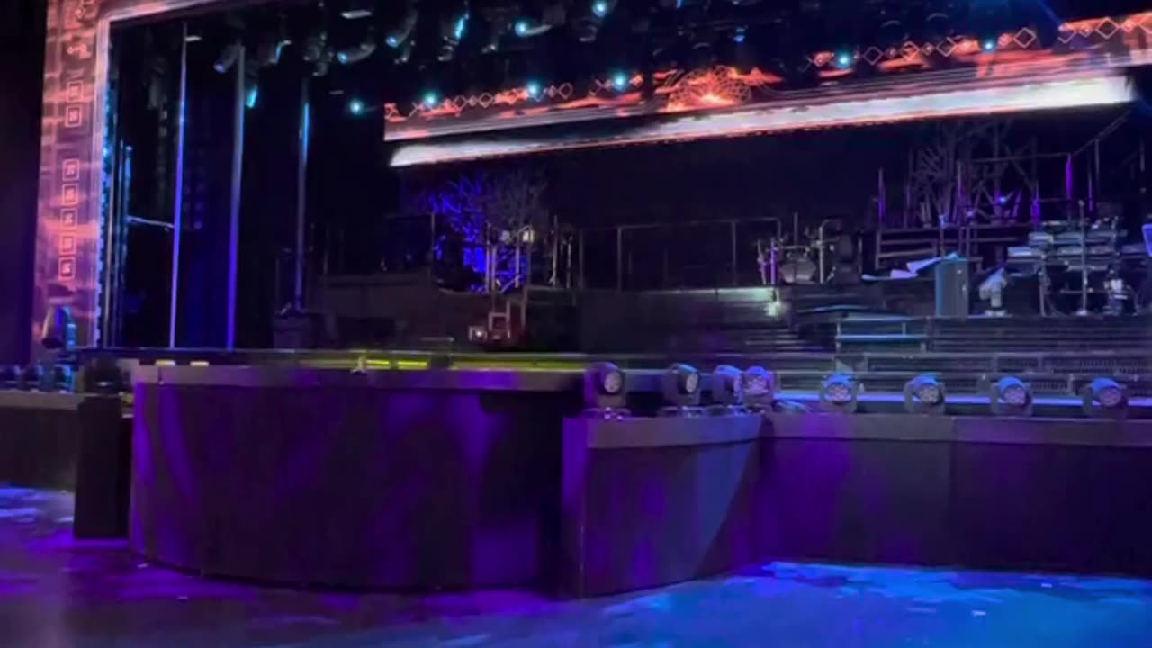 NCL Aqua Public Deck 6: Aqua Theater Stage Set Up First Look!