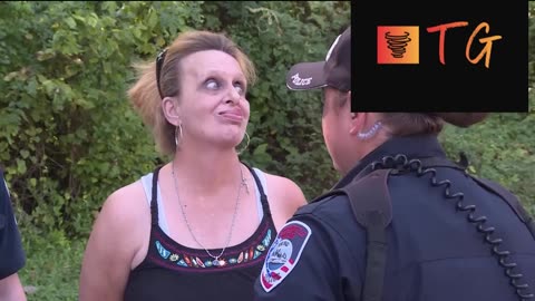 Live PD: HILARIOUS Xanax bust !! #livepd #xanax #bust #viral