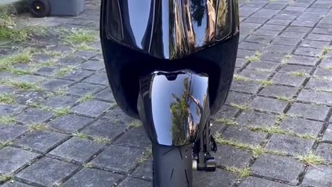 Vespa Black Mamba
