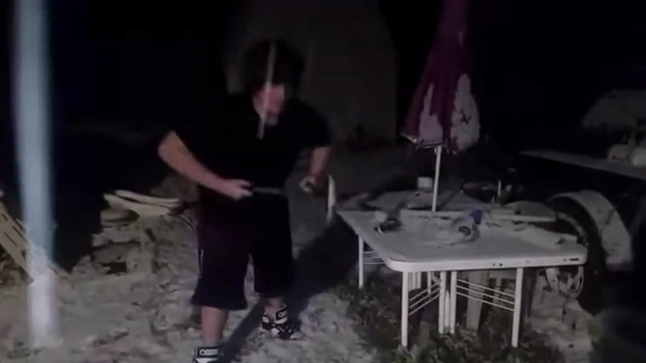WILLIAMGOESBERSERKBURNSANDSTABSTHEROUTER