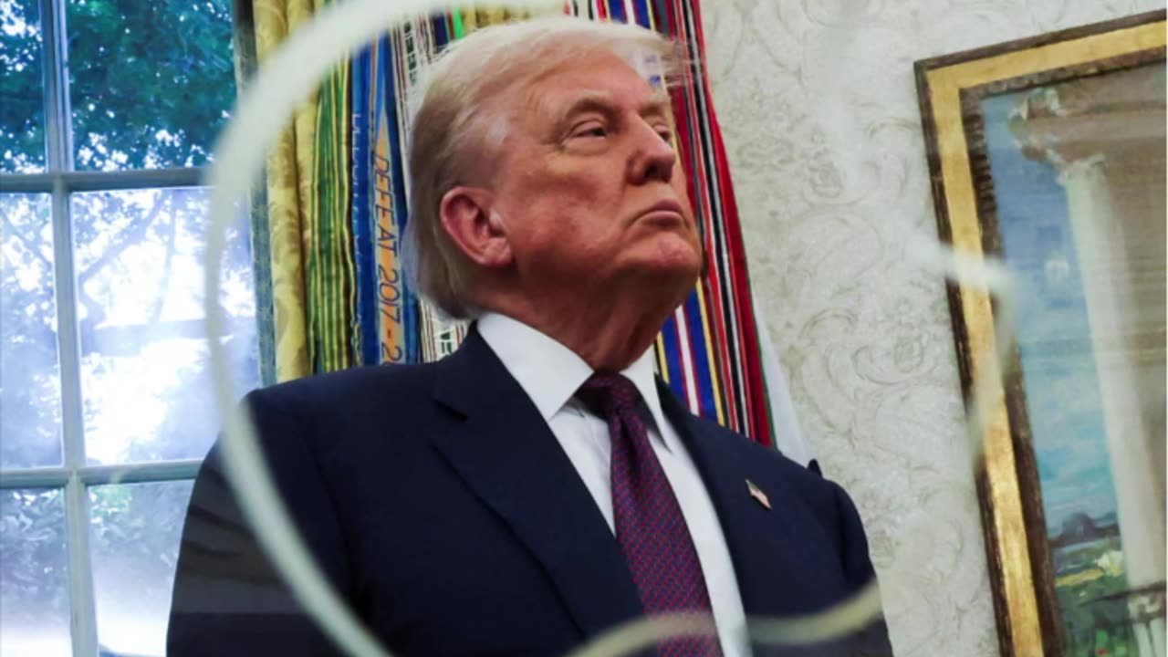 Trump plans 100% tariffs on chips