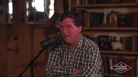 Tucker Carlson listens carefully guest drops a rather interesting story about Barack Obama.