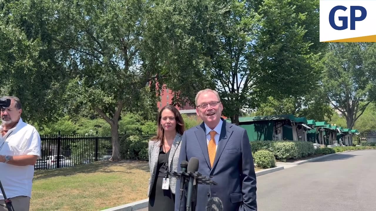 Kevin Hassett Roasts Chuck Schumer Calling GDP Growth a "Mirage"