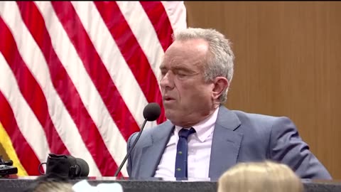 Hundreds of CDC workers send letter to RFK Jr., asking to stop spreading vaccine misinformation