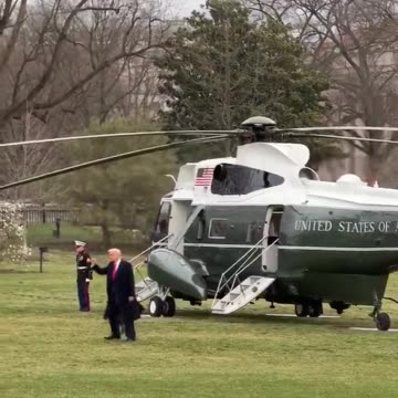 BREAKING: President Trump walks to Marine One to head to Mar-a-Lago on the Taxpayers dime.
