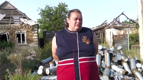 Woman rebuilds life as sole resident of abandoned Donetsk town